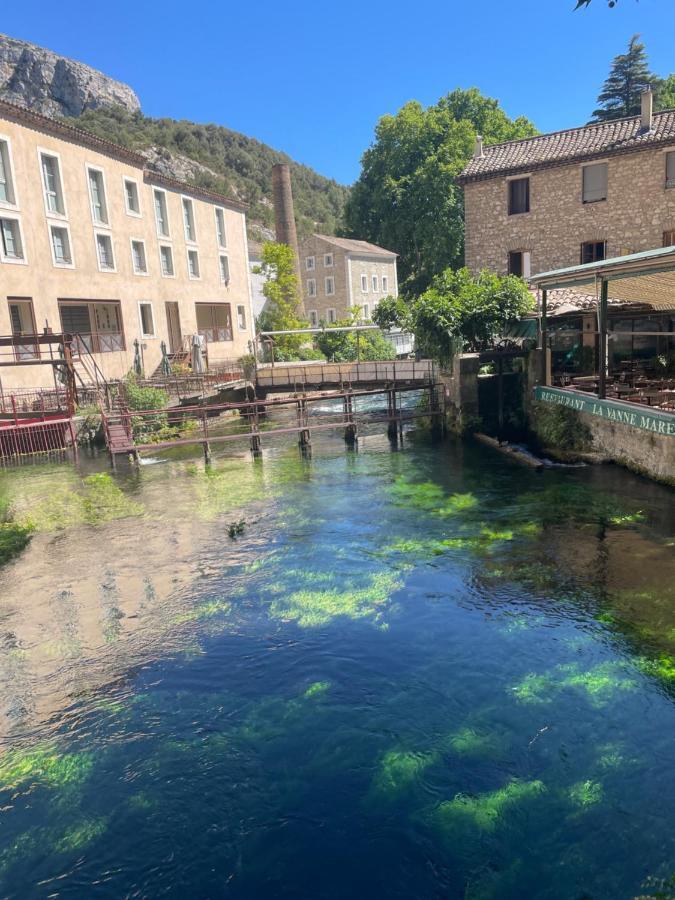 Sakina Appartement En Bord De Sorgue Fontaine-de-Vaucluse Dış mekan fotoğraf